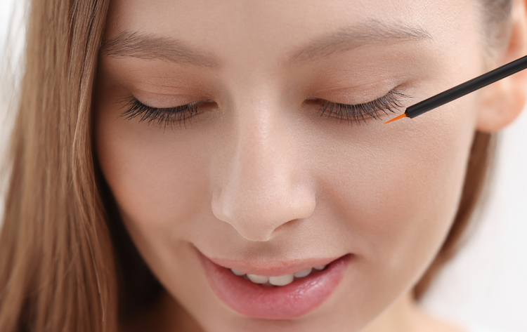 Clover Eyelash Serum